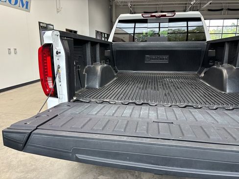 Used 2024 GMC Sierra 1500 Denali w/ Denali Reserve Package image 14