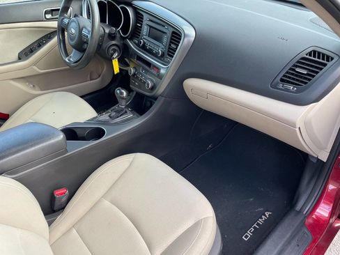 Used 2015 Kia Optima LX image 12