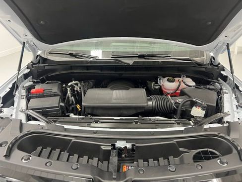 New 2026 Chevrolet Suburban Premier w/ Sun And Tow Package AWD/4WD image 25
