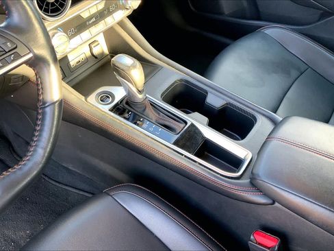 Used 2025 Nissan Sentra SR w/ SR Premium Package FWD image 17