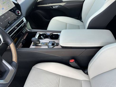 Used 2025 Lexus RX 350 Premium Plus w/ Accessory Package FWD image 22