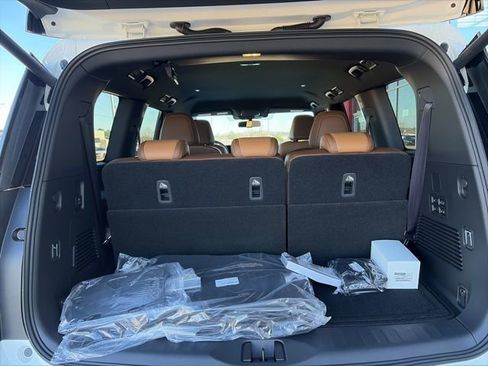 New 2026 Nissan Armada SL image 20