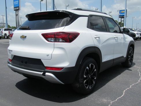 Certified 2023 Chevrolet TrailBlazer LT FWD image 5
