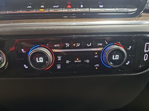 Used 2023 Chevrolet Silverado 1500 LT AWD/4WD image 21