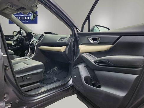Used 2019 Subaru Ascent Limited image 27