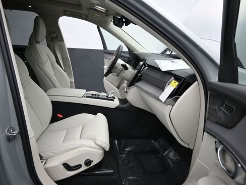 New 2026 Volvo XC90 B6 Ultra w/ Lounge Package AWD/4WD image 15