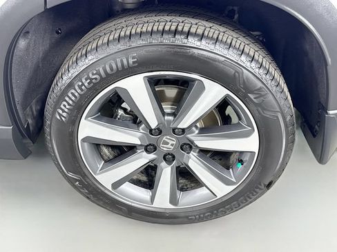 Used 2025 Honda Pilot Touring image 33