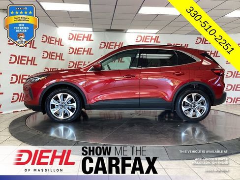 Used 2024 Ford Escape Platinum AWD/4WD image 6