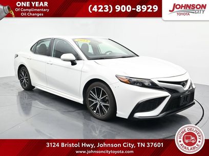 Used 2024 Toyota Camry SE w/ Cold Weather Package