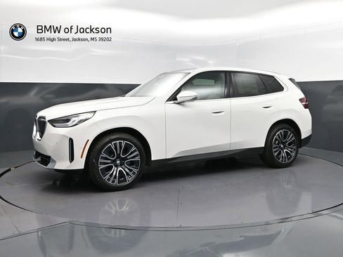 New 2026 BMW X3 xDrive30 w/ Convenience Package AWD/4WD image 3