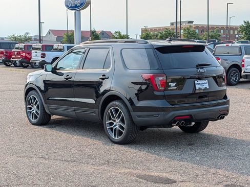 Used 2018 Ford Explorer Sport w/ Equipment Group 401A AWD/4WD image 3