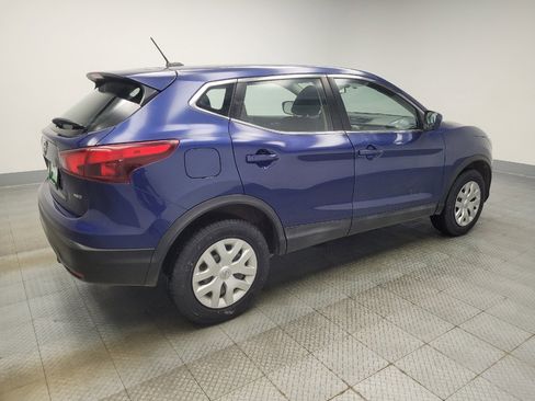 Used 2019 Nissan Rogue Sport S image 10