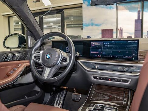 Certified 2024 BMW X7 xDrive40i w/ Executive Package image 16
