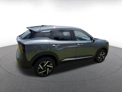 Used 2026 Nissan Kicks SV w/ Cold Weather Package FWD image 14