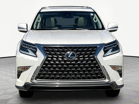 Used 2023 Lexus GX 460 Luxury w/ Sport Design Package AWD/4WD image 2
