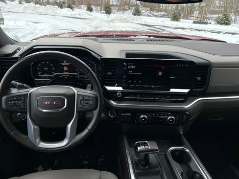 Used 2022 GMC Sierra 1500 SLT w/ SLT Convenience Package image 20