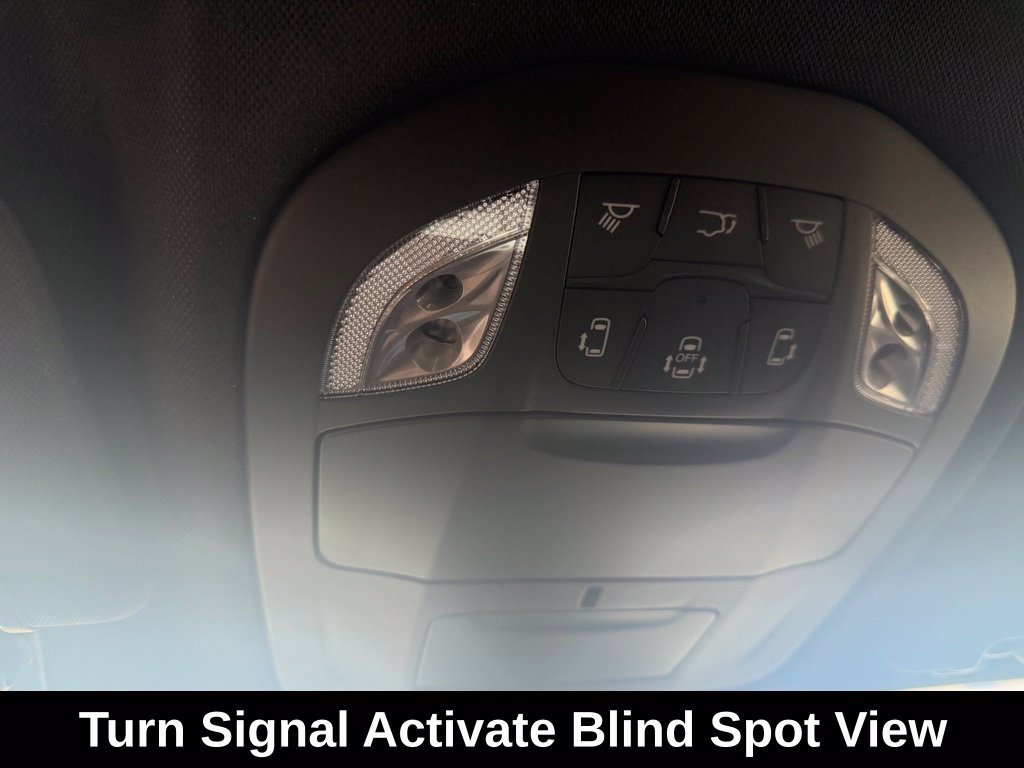New 2027 Chrysler Pacifica Select w/ Family Tech Group FWD image 12