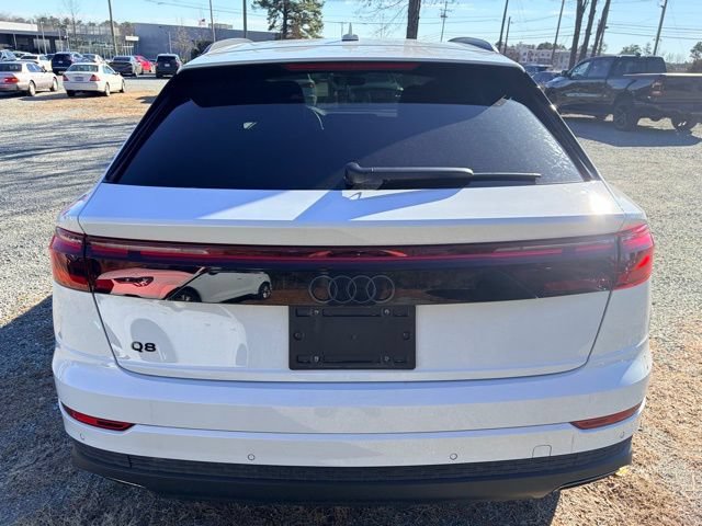 Certified 2025 Audi Q8 Premium w/ Black Optic Package AWD/4WD image 4