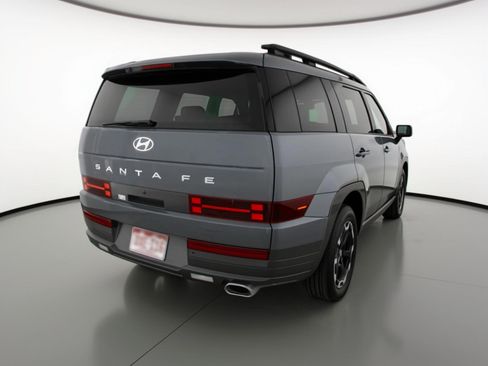 Used 2025 Hyundai Santa Fe SEL image 9