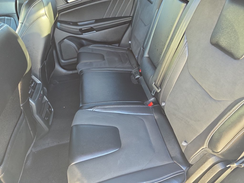 Used 2024 Ford Edge ST w/ Equipment Group 401A AWD/4WD image 19