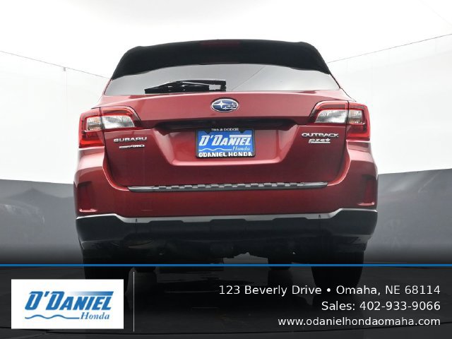 Used 2016 Subaru Outback 2.5i Limited AWD/4WD image 11
