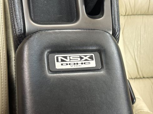 Used 1991 Acura NSX RWD image 24