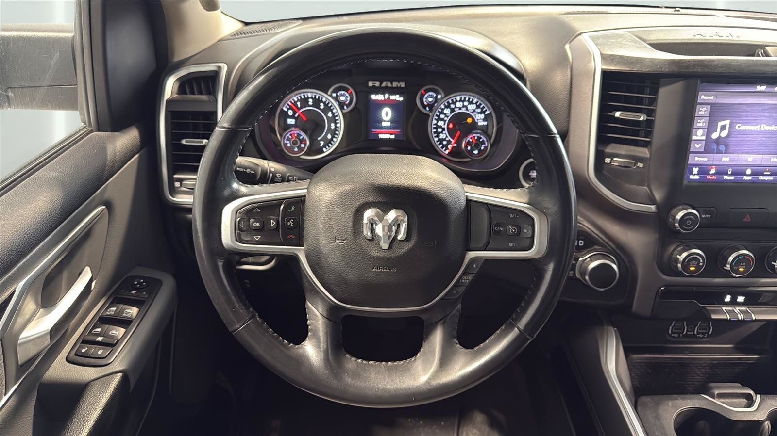 Used 2020 RAM 1500 Big Horn AWD/4WD image 13