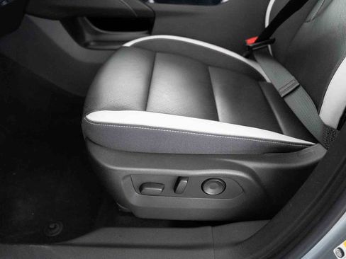 Used 2024 Buick Envision Sport Touring image 22