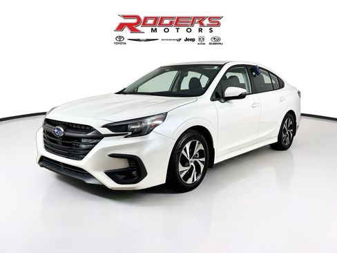 Certified 2024 Subaru Legacy Premium AWD/4WD image 3