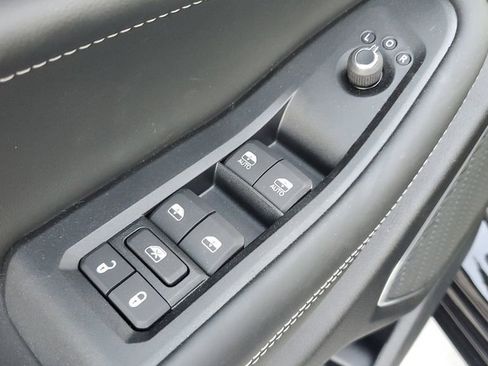 New 2026 Jeep Grand Cherokee L Limited image 24