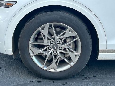 Used 2025 Genesis GV70 2.5T image 13