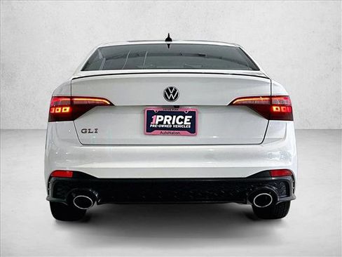 Used 2024 Volkswagen Jetta GLI 40th Anniversary Edition FWD image 4