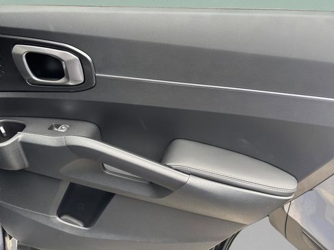 New 2025 Kia Sorento S w/ Panoramic Sunroof Package image 50