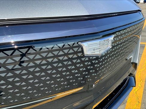 New 2026 Cadillac Lyriq Sport RWD image 34