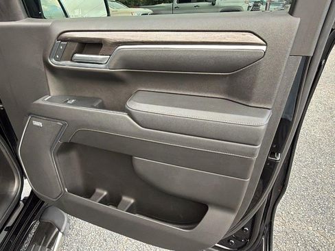 Used 2024 Chevrolet Silverado 1500 LTZ w/ LTZ Premium Package AWD/4WD image 19