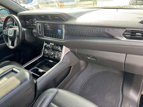 Used 2023 GMC Yukon XL Denali w/ Max Trailering Package image 16