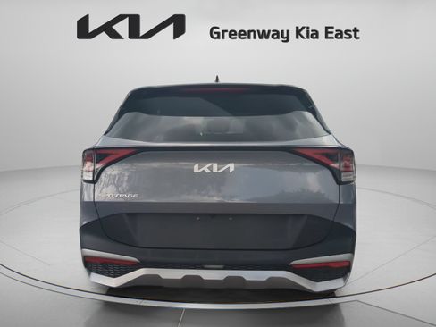Certified 2023 Kia Sportage EX FWD image 6