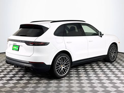 Used 2023 Porsche Cayenne Platinum Edition w/ Assistance Package AWD/4WD image 8