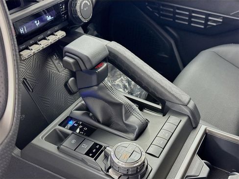 New 2025 Toyota 4Runner TRD Off-Road Premium image 8