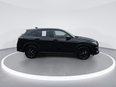 Used 2024 Honda HR-V Sport image 2