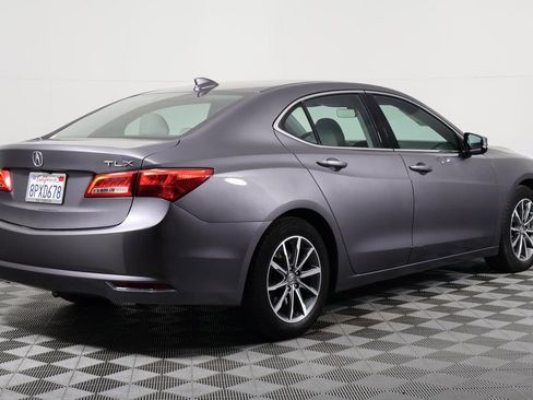 Used 2020 Acura TLX image 4