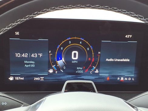 New 2026 Chevrolet Traverse Z71 w/ Enhanced Driving Package AWD/4WD image 23