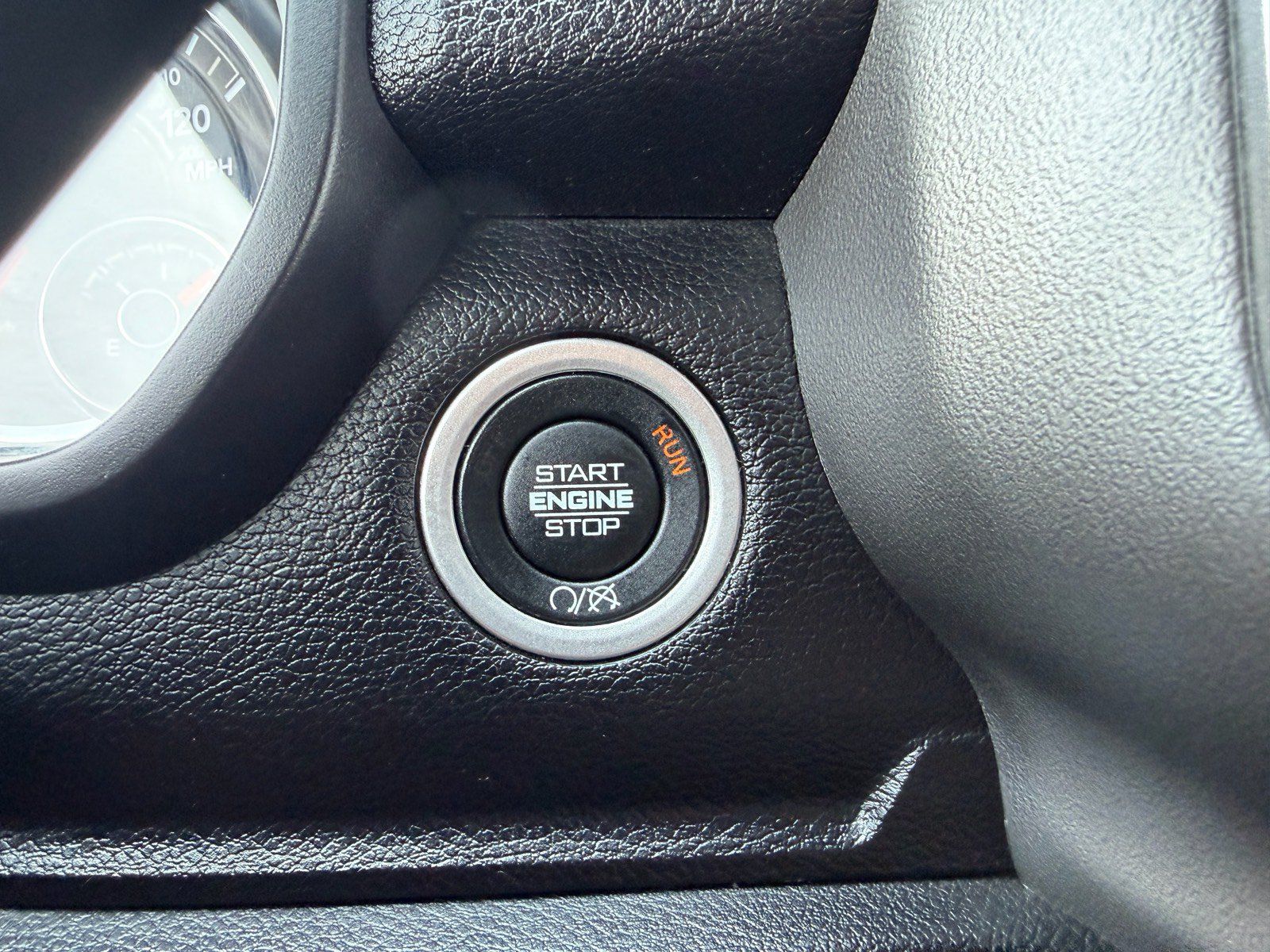 Used 2024 RAM 3500 Big Horn AWD/4WD image 32