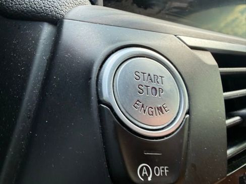 Used 2020 BMW X3 xDrive30i w/ M Sport Package 2 AWD/4WD image 26