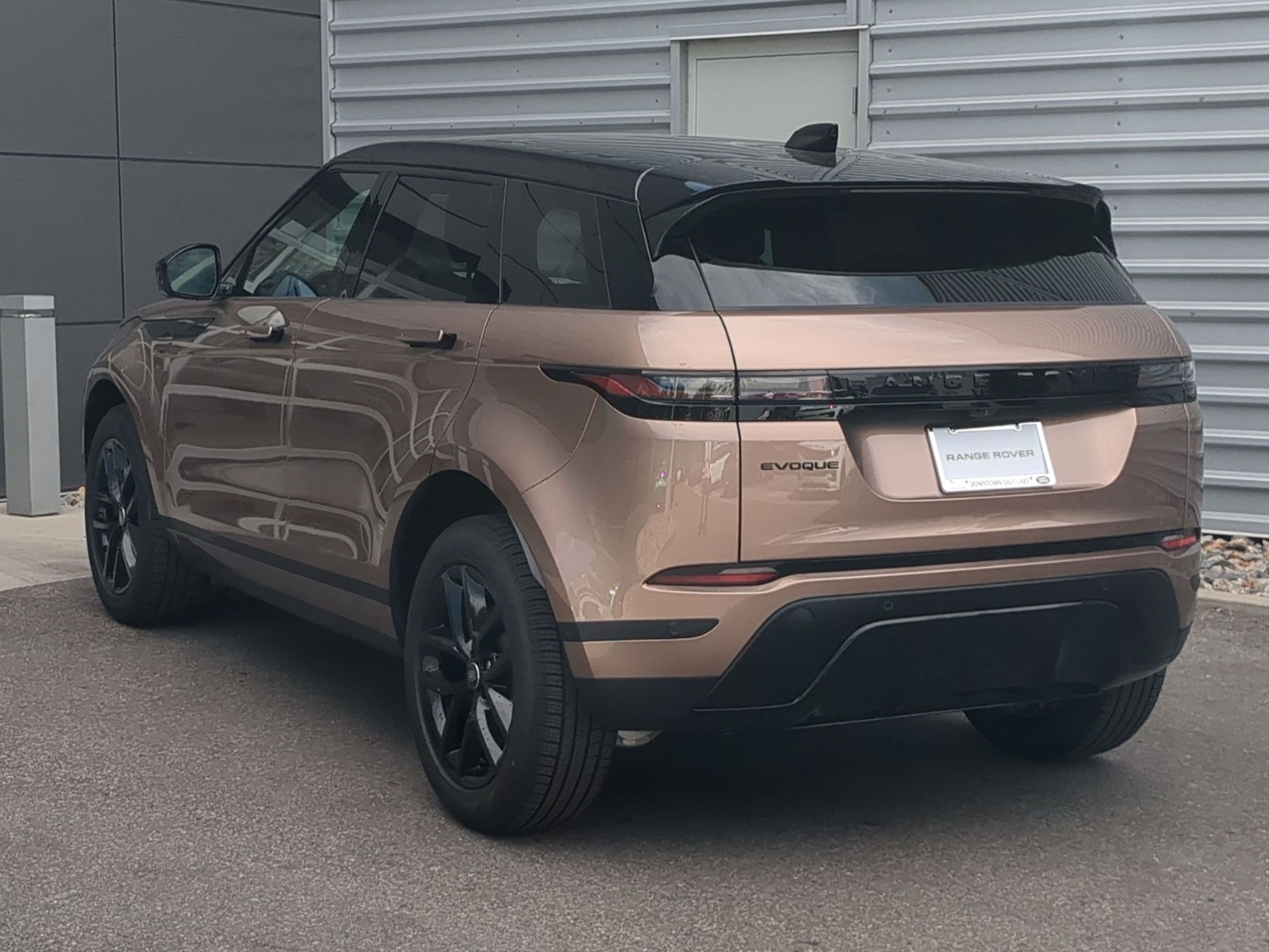 New 2026 Land Rover Range Rover Evoque S AWD/4WD image 7