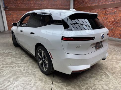 New 2026 BMW iX xDrive45 image 3