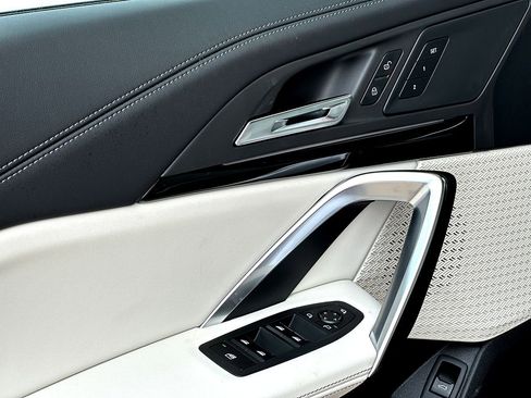 New 2026 BMW X1 xDrive28i w/ Technology Package image 11