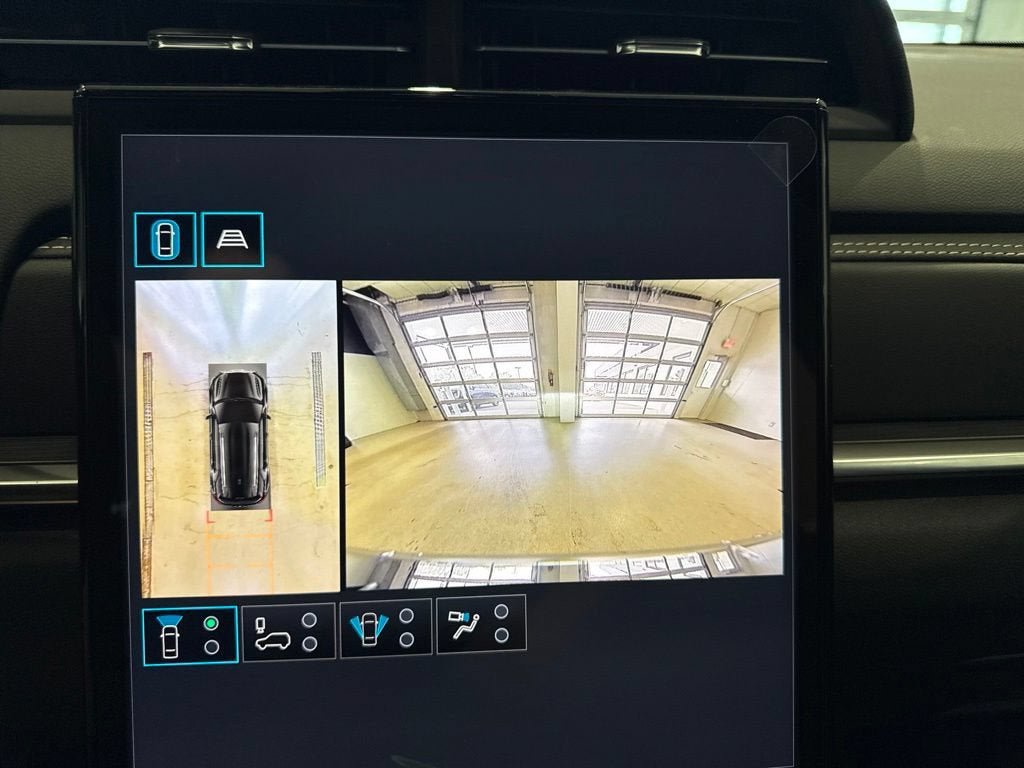 New 2027 GMC Terrain Elevation w/ Elevation Premium Package AWD/4WD image 36