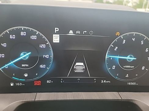 Certified 2024 Kia Telluride SX image 18