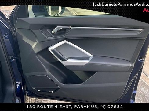 Used 2023 Audi Q3 2.0T Premium Plus w/ Premium Plus Package image 17